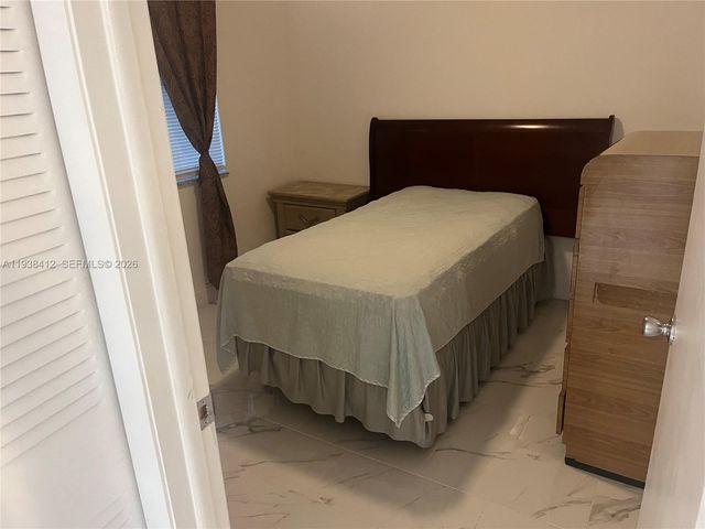 10402 Sunrise Lakes Boulevard 107, Sunrise, FL 33322