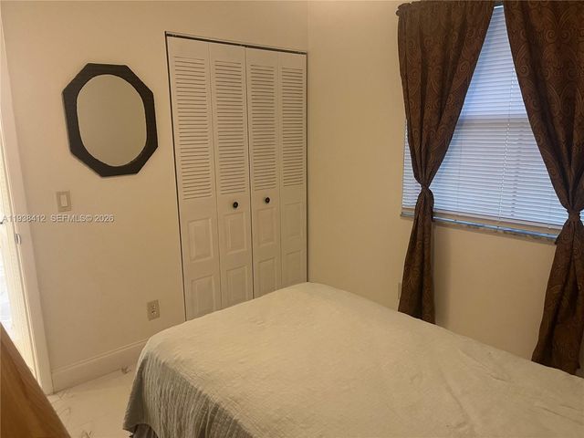 10402 Sunrise Lakes Boulevard 107, Sunrise, FL 33322