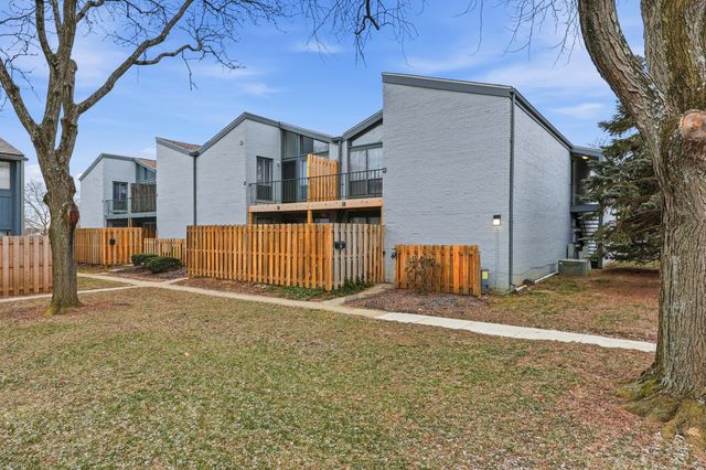 1126 Merrimar Circle N, M, Columbus, OH 43220