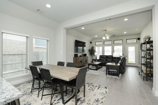 19415 Trotter Camp Trail, Tomball, TX 77377