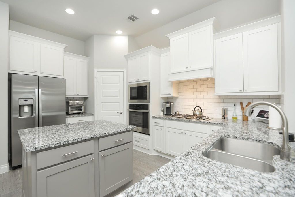 19415 Trotter Camp Trail, Tomball, TX 77377