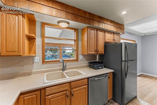 1605 Dixon Drive, Colorado Springs, CO 80909