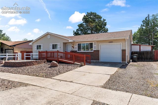 1605 Dixon Drive, Colorado Springs, CO 80909