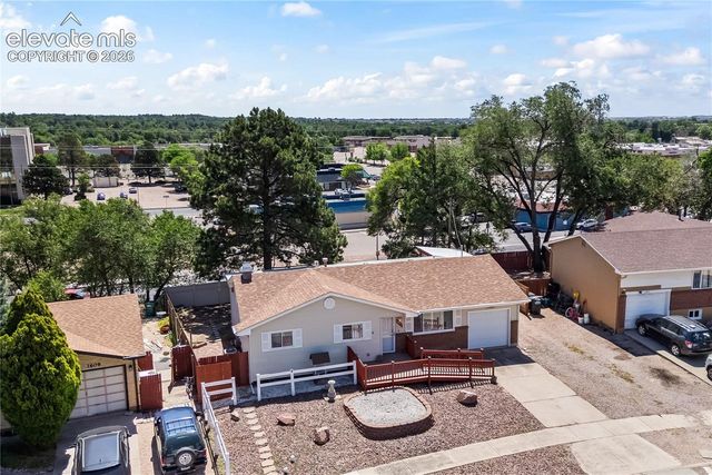 1605 Dixon Drive, Colorado Springs, CO 80909