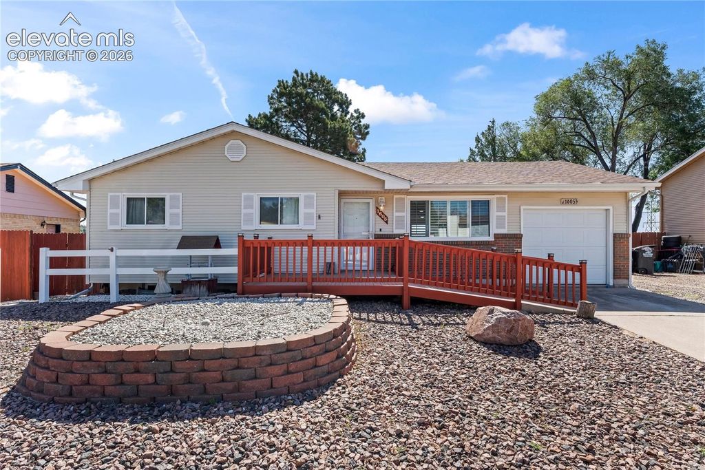 1605 Dixon Drive, Colorado Springs, CO 80909
