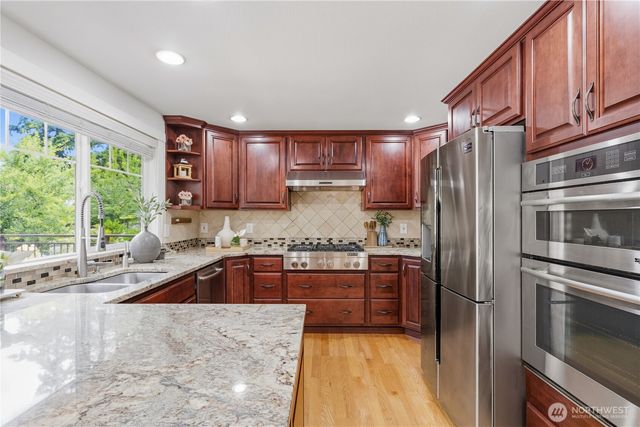 13103 SE 47th St, Bellevue, WA 98006