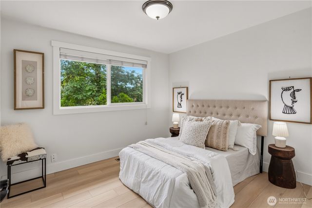 13103 SE 47th St, Bellevue, WA 98006