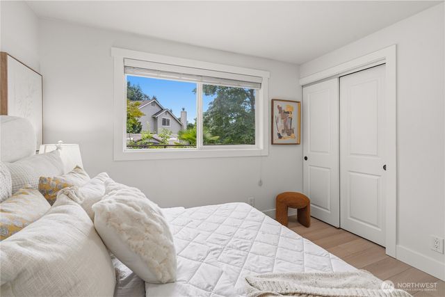 13103 SE 47th St, Bellevue, WA 98006