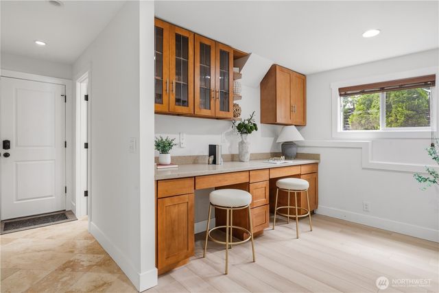 13103 SE 47th St, Bellevue, WA 98006