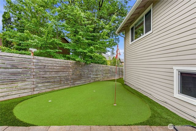 13103 SE 47th St, Bellevue, WA 98006