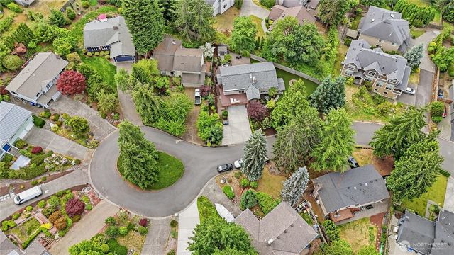 13103 SE 47th St, Bellevue, WA 98006