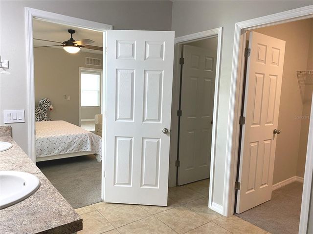 8948 MONDIAL COURT, Venice, FL 34293