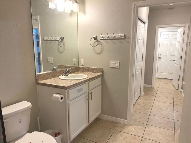 8948 MONDIAL COURT, Venice, FL 34293