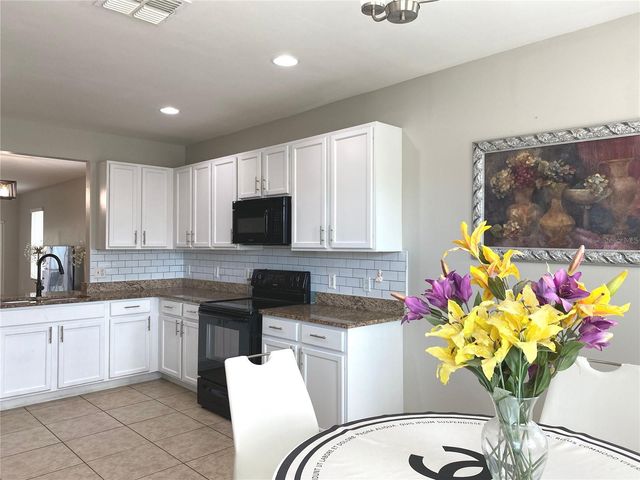 8948 MONDIAL COURT, Venice, FL 34293