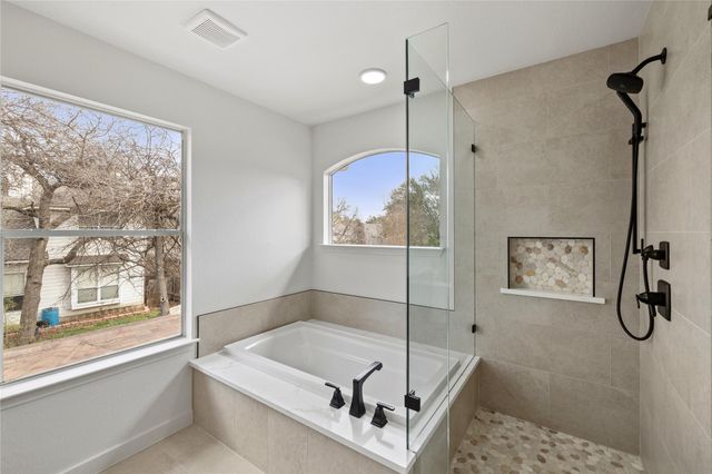 1217 Boerne DR, Cedar Park, TX 78613