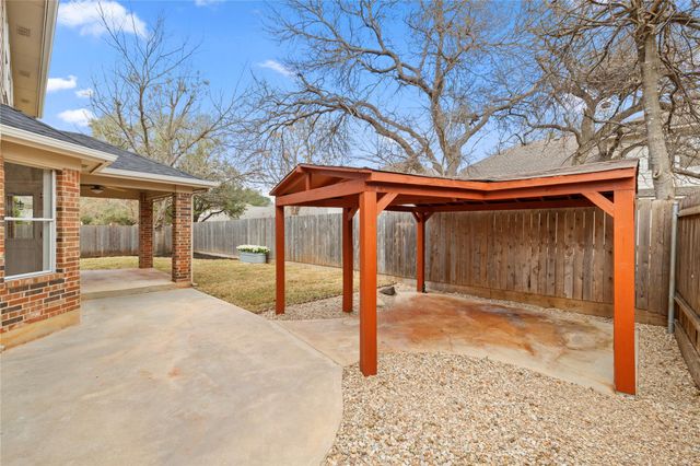 1217 Boerne DR, Cedar Park, TX 78613