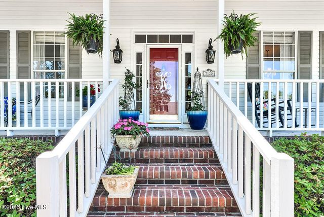 7120 Lipscomb Drive, Wilmington, NC 28412