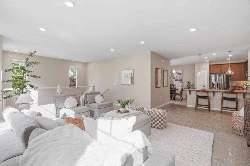 Image 11 of property listing at 280 William Manly Street 6, San Jose, CA 95136