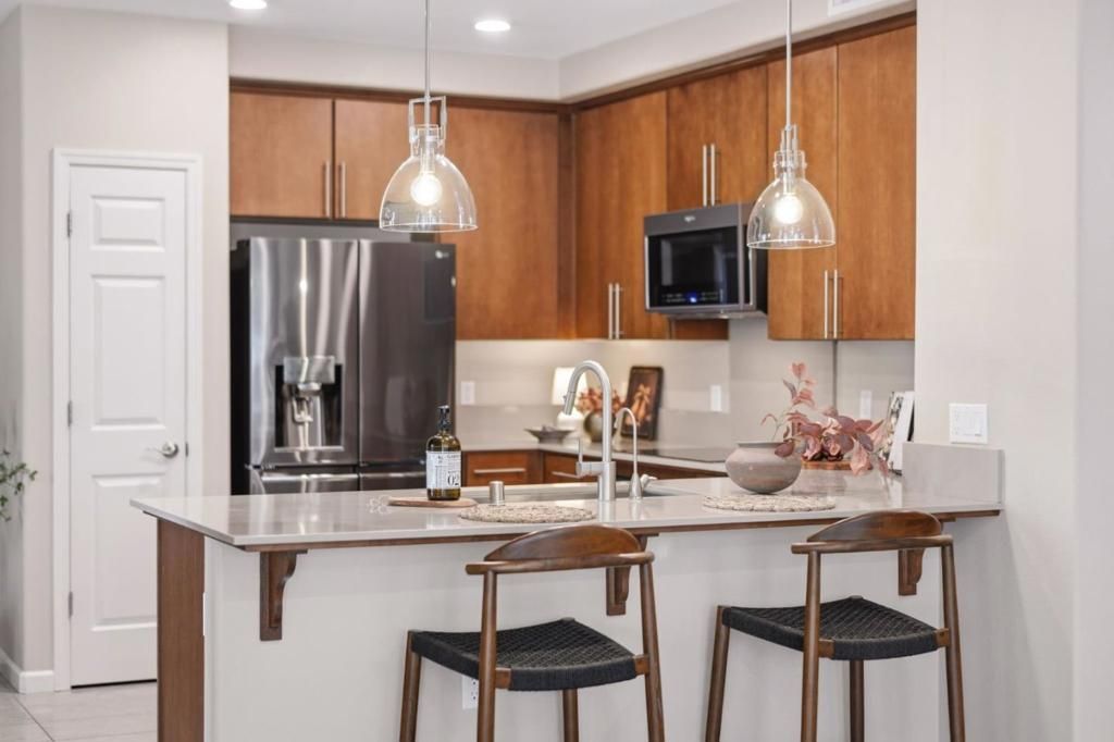 Image 23 of property listing at 280 William Manly Street 6, San Jose, CA 95136