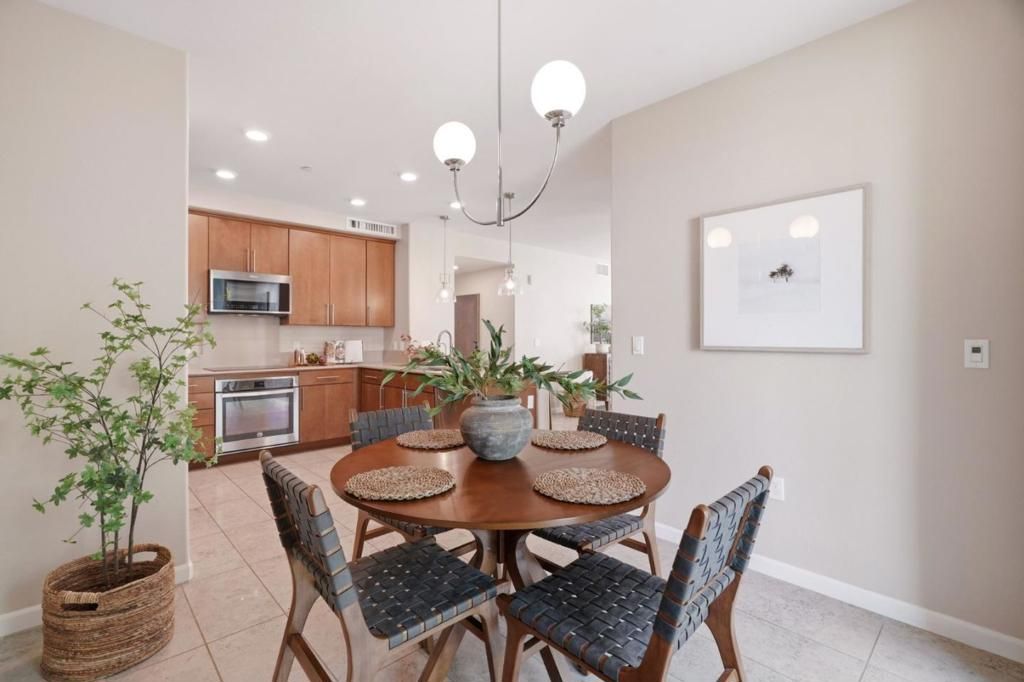 Image 26 of property listing at 280 William Manly Street 6, San Jose, CA 95136