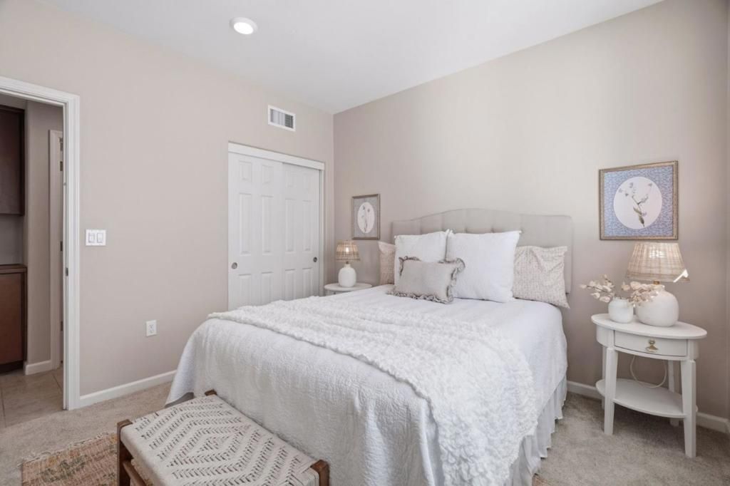 Image 40 of property listing at 280 William Manly Street 6, San Jose, CA 95136