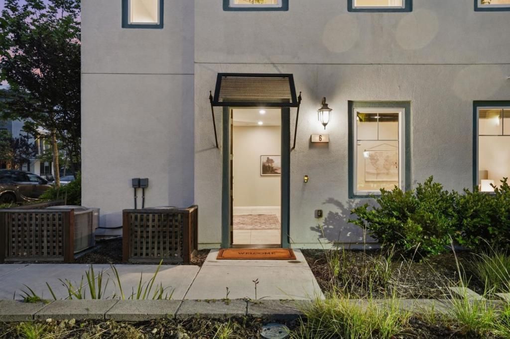 Image 56 of property listing at 280 William Manly Street 6, San Jose, CA 95136