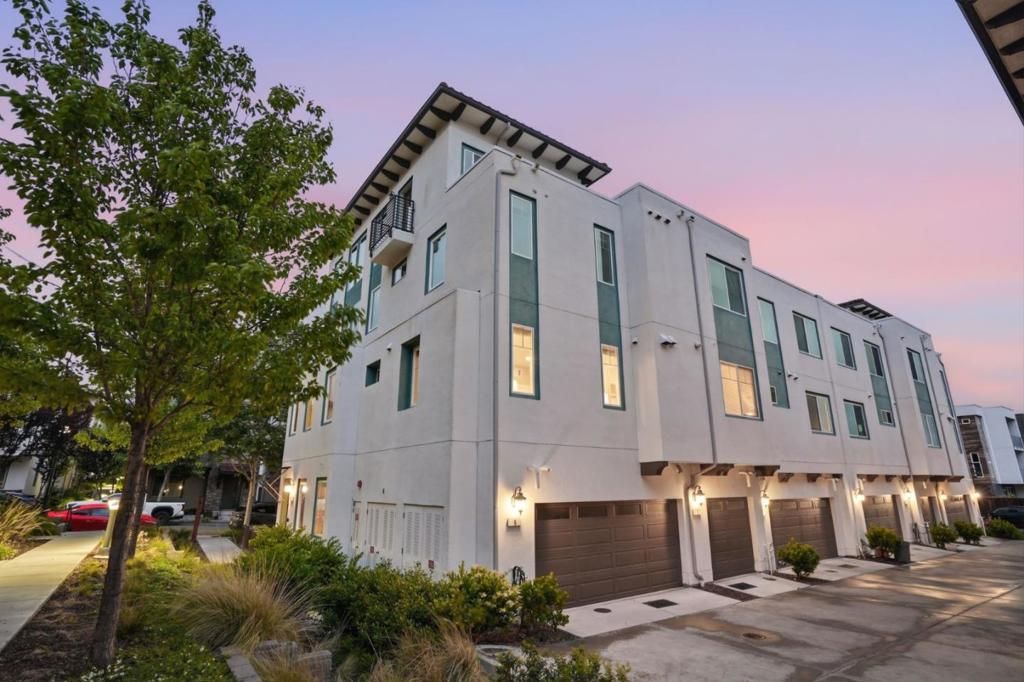 Image 59 of property listing at 280 William Manly Street 6, San Jose, CA 95136