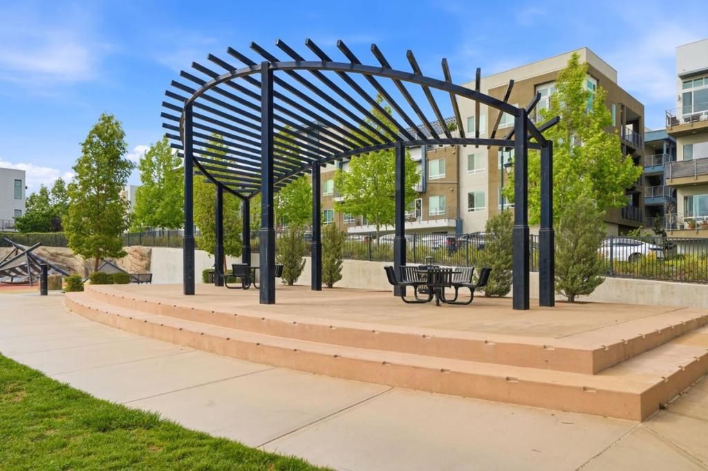 Image 63 of property listing at 280 William Manly Street 6, San Jose, CA 95136