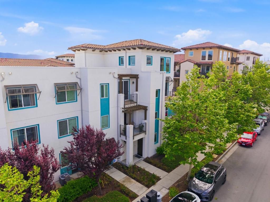 Image 71 of property listing at 280 William Manly Street 6, San Jose, CA 95136