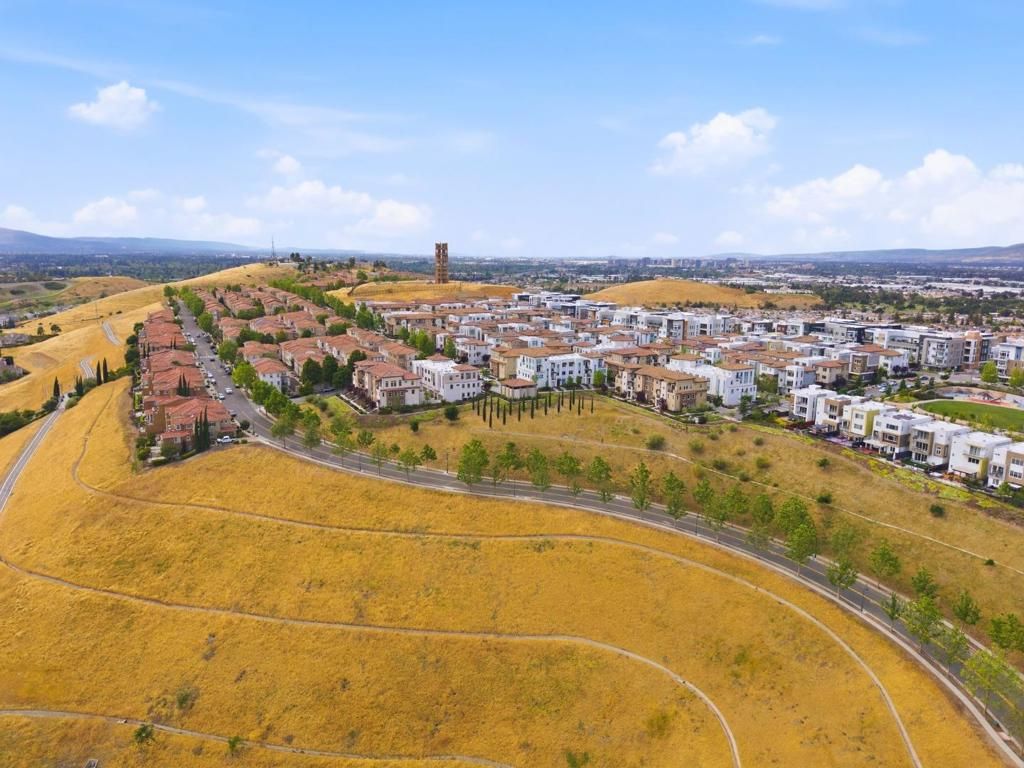 Image 76 of property listing at 280 William Manly Street 6, San Jose, CA 95136