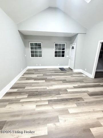 1720 W Hill St, Louisville, KY 40210