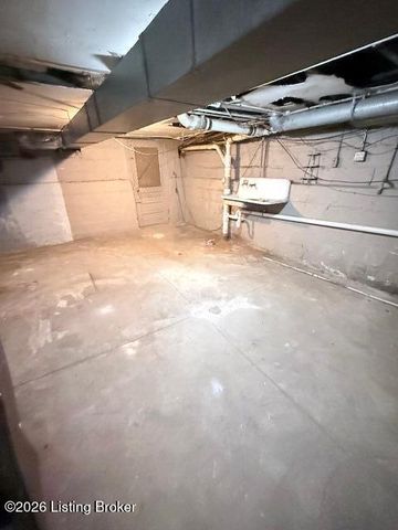 1720 W Hill St, Louisville, KY 40210