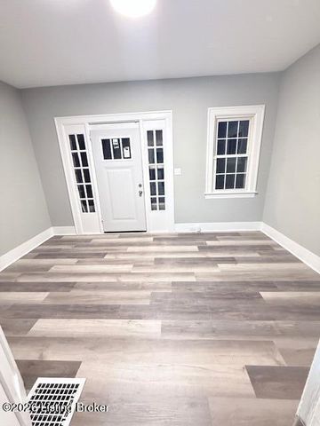 1720 W Hill St, Louisville, KY 40210