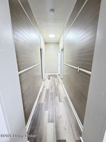 1720 W Hill St, Louisville, KY 40210