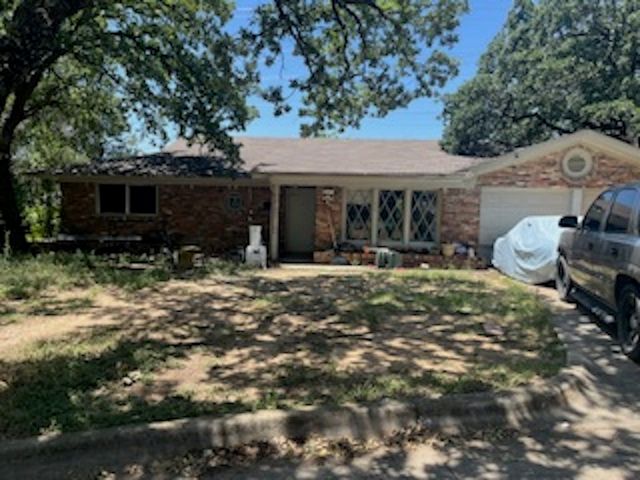 1412 Grantland Circle, Fort Worth, TX 76112