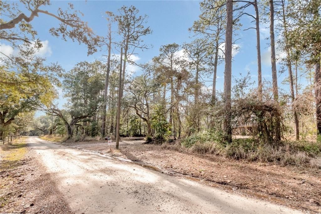 5250 Lossing Road, Coden, AL 36523 — exterior