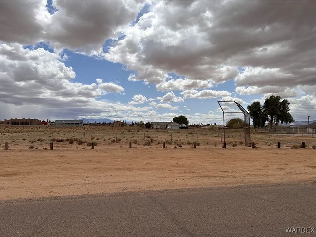 7634 E Vista Drive, Kingman, AZ 86401