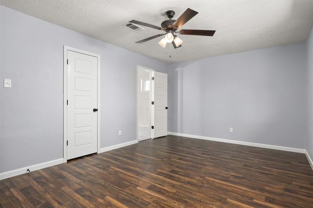 7314 Robin Street, Texas City, TX 77591