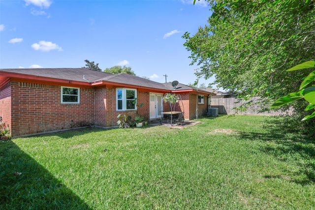 7314 Robin Street, Texas City, TX 77591