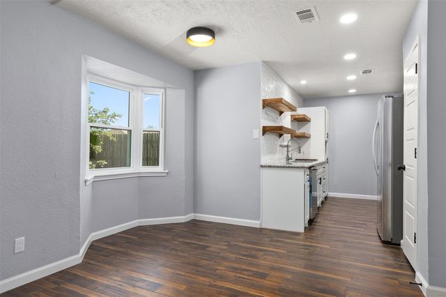 7314 Robin Street, Texas City, TX 77591