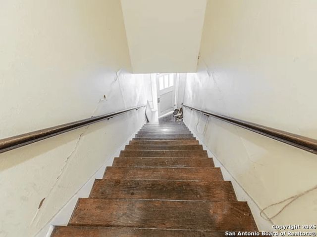 631 E Ashby, San Antonio, TX 78212