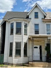 507 S Main St, Phillipsburg Town, NJ 08865