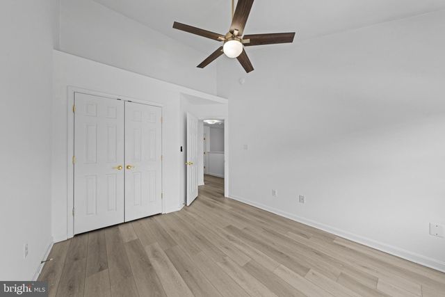 2598 LOGAN WOOD DR, Herndon, VA 20171