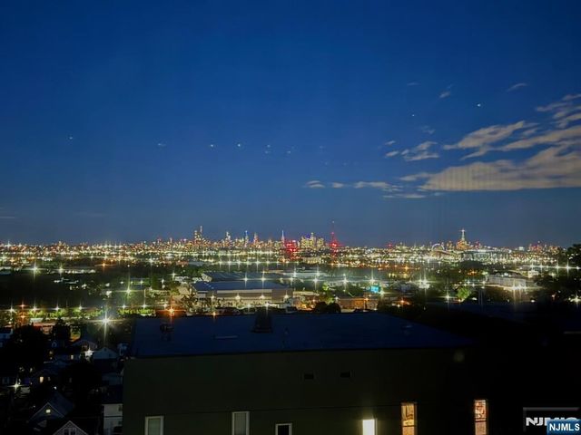 606 5th Street, Carlstadt, NJ 07072
