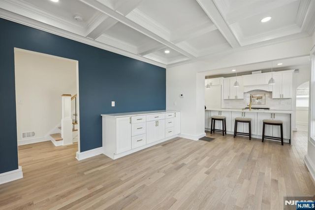 606 5th Street, Carlstadt, NJ 07072