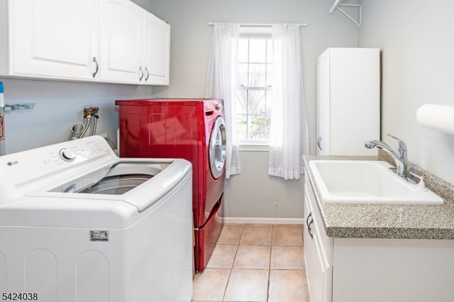 25 Tamarack Dr, Roxbury Twp., NJ 07876