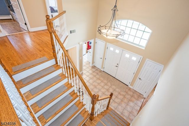 25 Tamarack Dr, Roxbury Twp., NJ 07876