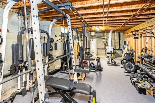 25 Tamarack Dr, Roxbury Twp., NJ 07876