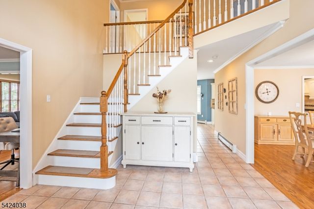 25 Tamarack Dr, Roxbury Twp., NJ 07876