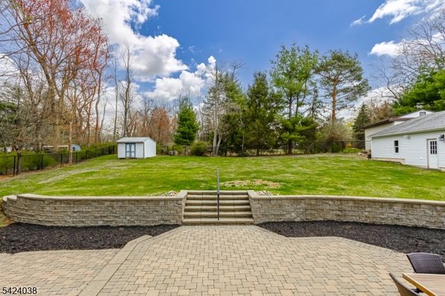 25 Tamarack Dr, Roxbury Twp., NJ 07876